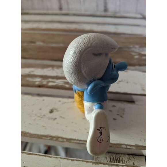 Peyo vintage Smurf greedy PVC 2011 McDonald's toy - Picture 5 of 7